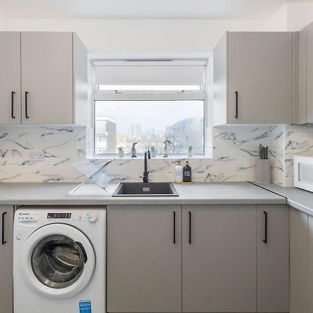 Shard View 2Br Next Tower Bridge Apartment London Exterior photo