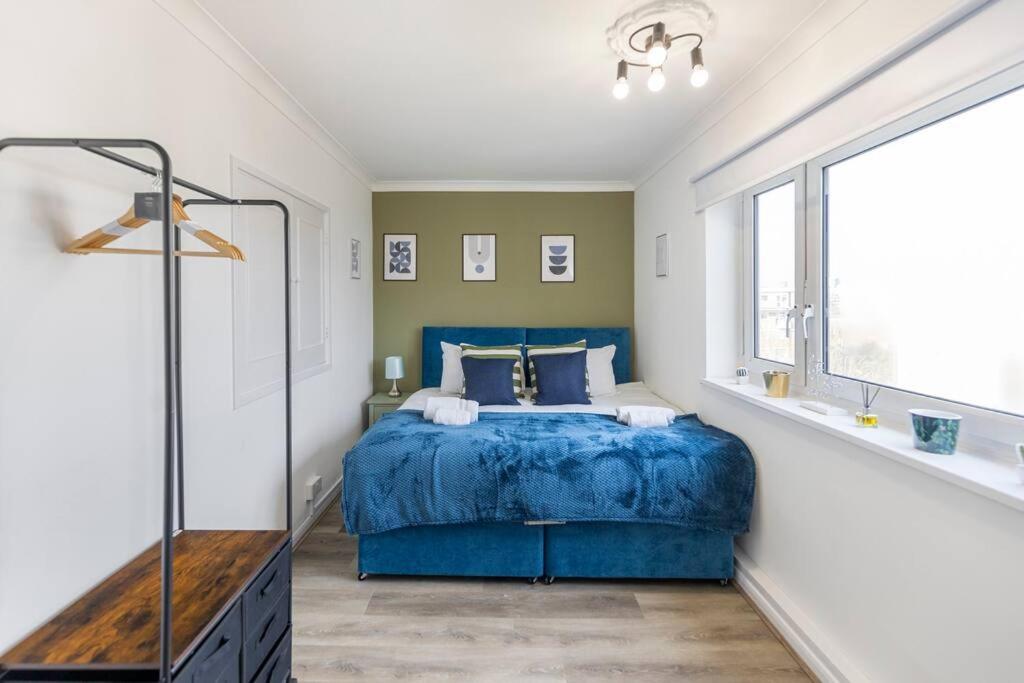 Shard View 2Br Next Tower Bridge Apartment London Exterior photo